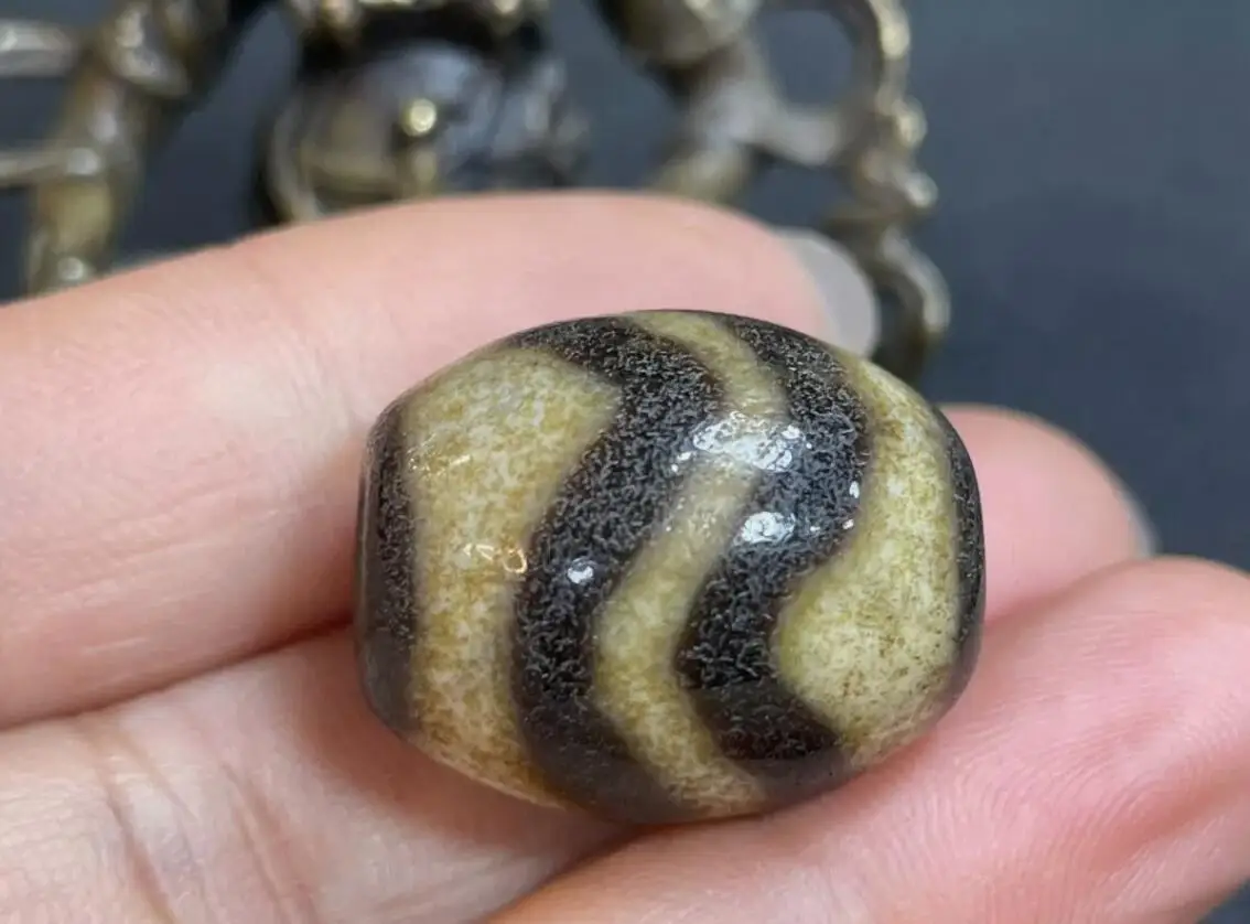 

Tibetan Nepalese Himalayan Ancient agate Old Dzi Talisman Eye Beads Amulet