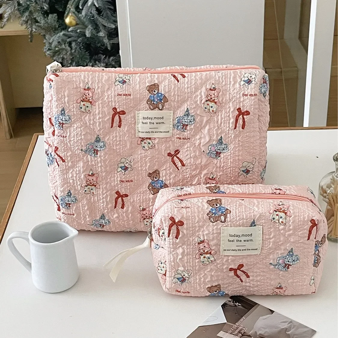 

Large Ladies Cosmetic Bag Travel Storage Bag Cute Cartoon Bear Women's Makeup Bags Pink Quilted Female Handbags Clutch Purse