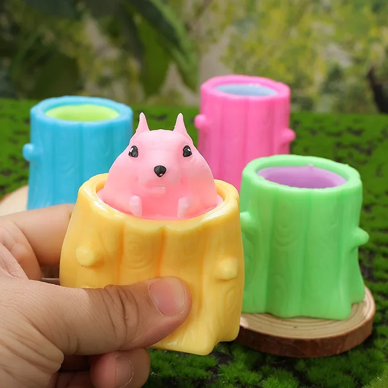 10PCS  Cute Cheese Mouse Cup Pinch Music Squeezing Release Squirrel Cup Stress Relieving Toy