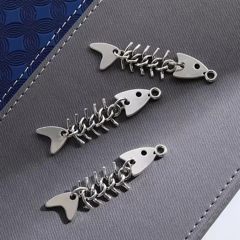 

Elegant and niche DIY alloy fishbone accessories, retro fish-shaped versatile and fashionable clothing accessories