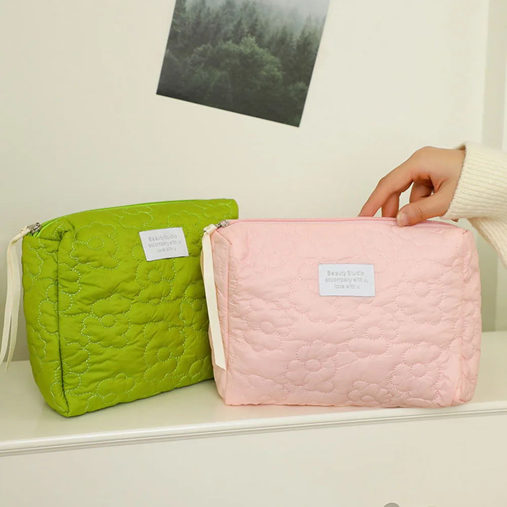 New Flower Pattern Women Makeup Bag Toiletries Cosmetic Organizer Zipper Bag Travel Wash Pouch Cosmetic Bag Underwear Socks Bag view 6