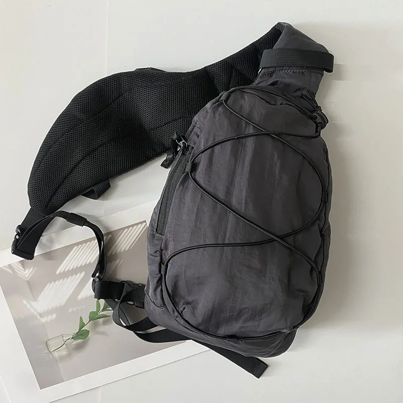 Outdoor-Sport-Brusttasche Nylon-Schultertasche Wasserdichte Kordelzug-Umhängetasche Brillentasche Vielseitig für Männer und Frauen – Detail 3