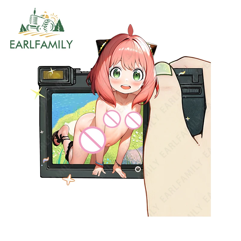 

EARLFAMILY Anya Drill Out The Camera Автомобильная наклейка Зонд для девочек Водонепроницаемая солнцезащитная наклейка Багажник Компьютерный хост Стайлинг автомобиля