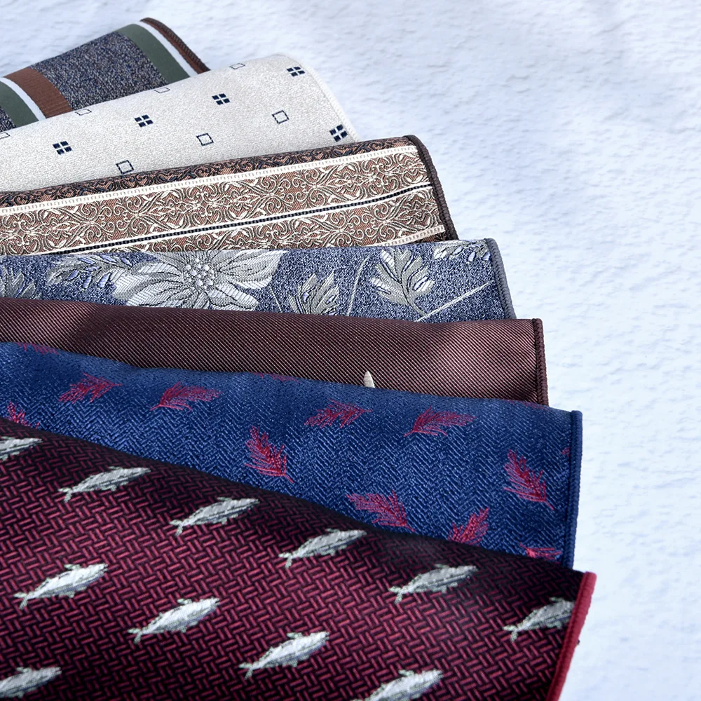 24 سنتيمتر الخريف الشتاء موضة يترك مطبوعة جيب مربع للرجال البوليستر البني مخطط منديل الزفاف العريس دعوى المنديل