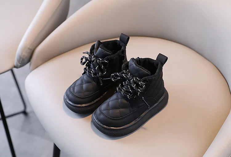 أحذية أطفال جديدة لخريف/شتاء 2025 للأولاد نعل مطاطي دافئ من القطيفة أحذية رياضية للأطفال الصغار أحذية بناتي عصرية 21-30 #5