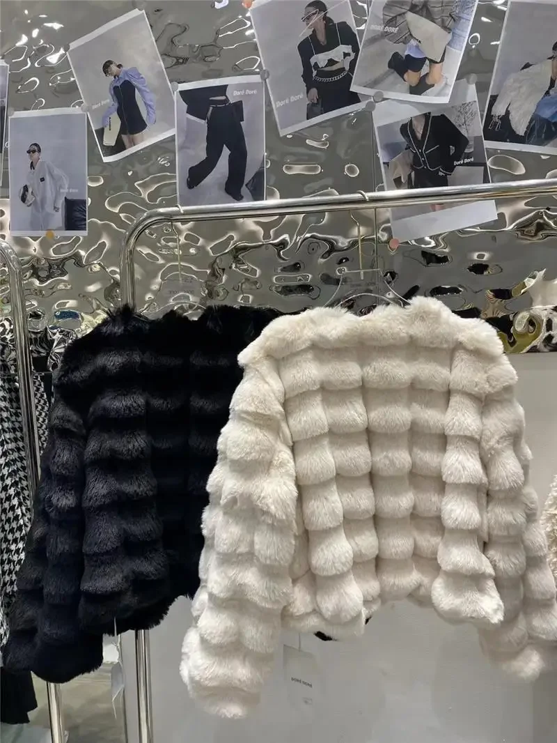 Winter Faux Fur Coat Solid Short Temperament Warm Long Sleeves Versatile Skinny Fur Jackets for Women Thick Warm Fur Outer Wear