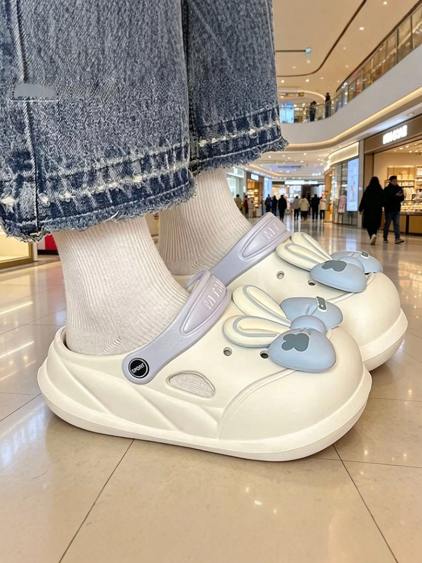 bhj-sweet-cartoon-themed-women's-clog-shoes-thick-bottom-anti-slip-headed-sandals-for-daily-wear-beach-going-out-increased-he