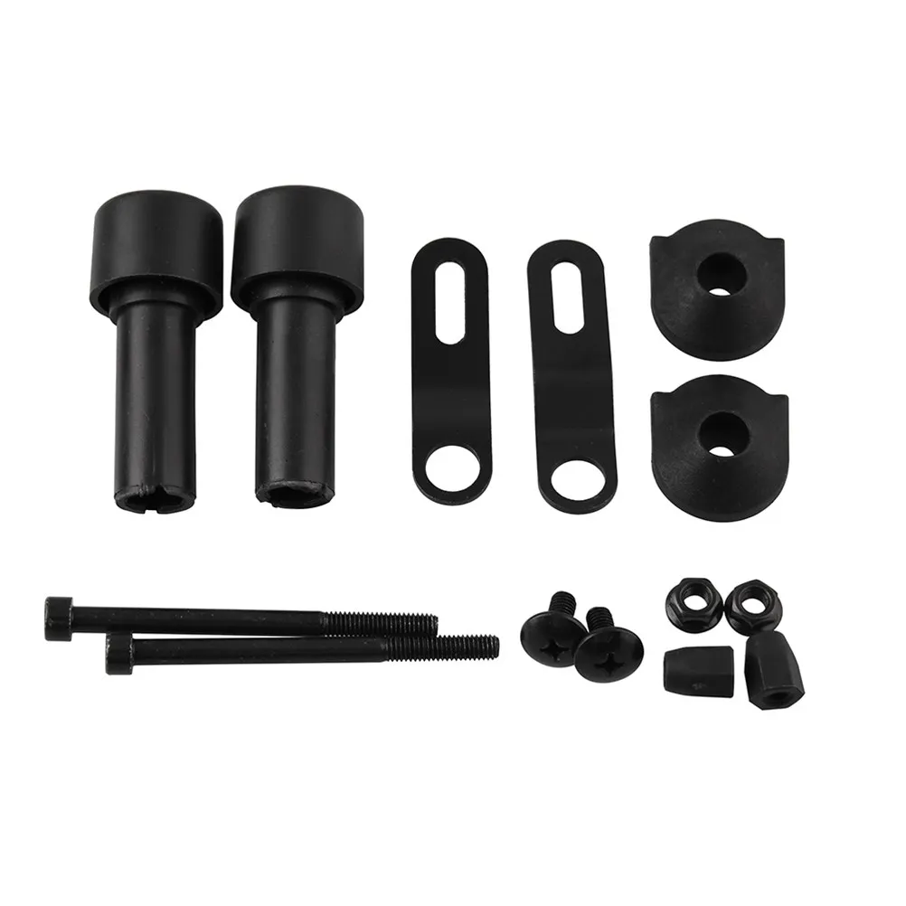 

1 пара защитных накладок на руль мотоцикла, высокопрочные, из полупрозрачного дымчатого полипропилена, с ночной светоотражающей полосой, универсальные.