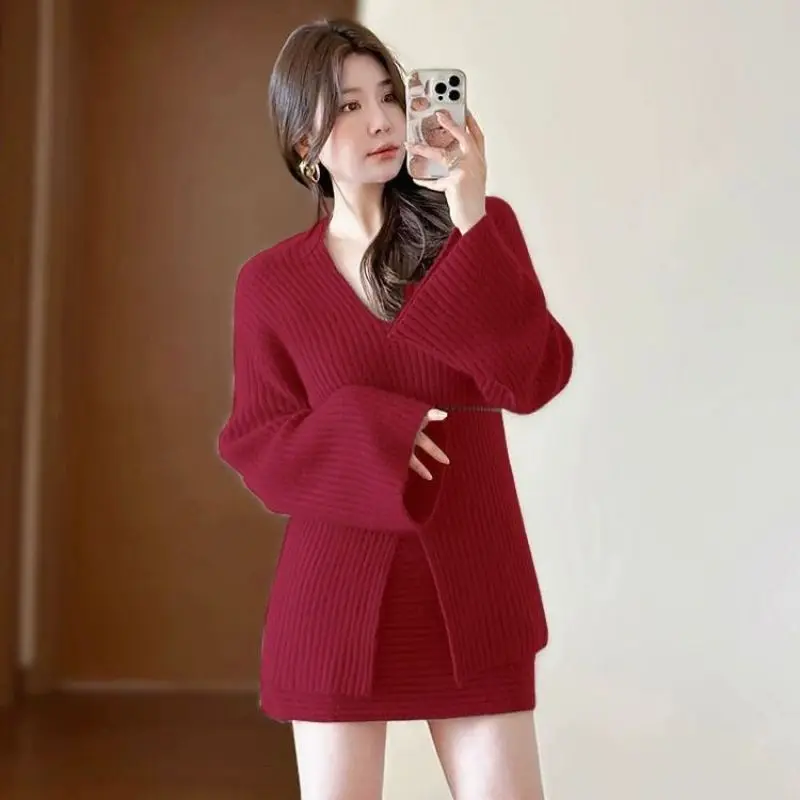 Autumn Winter Two Piece Suit For Women's Salt Style Wear with Royal Sister Feel Loose Small Fragrant Sweater Half Skirt Sets