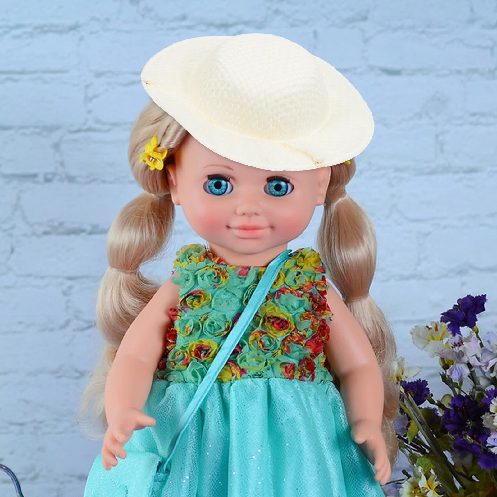 15Pcs Mini Imitation Woven Hats Cute Craft Accessories for DIY Decorations Miniature Straw Hats for Holiday Party Ornaments