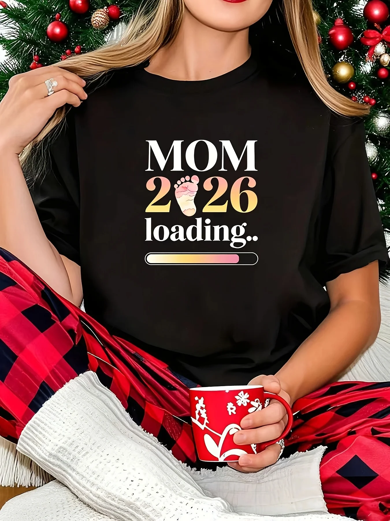 Maternity Black T Shirt with MOM 2026 Loading Pink Progress Bar Print Short Sleeve Round Neck Tee for Expectant Mothers Outings