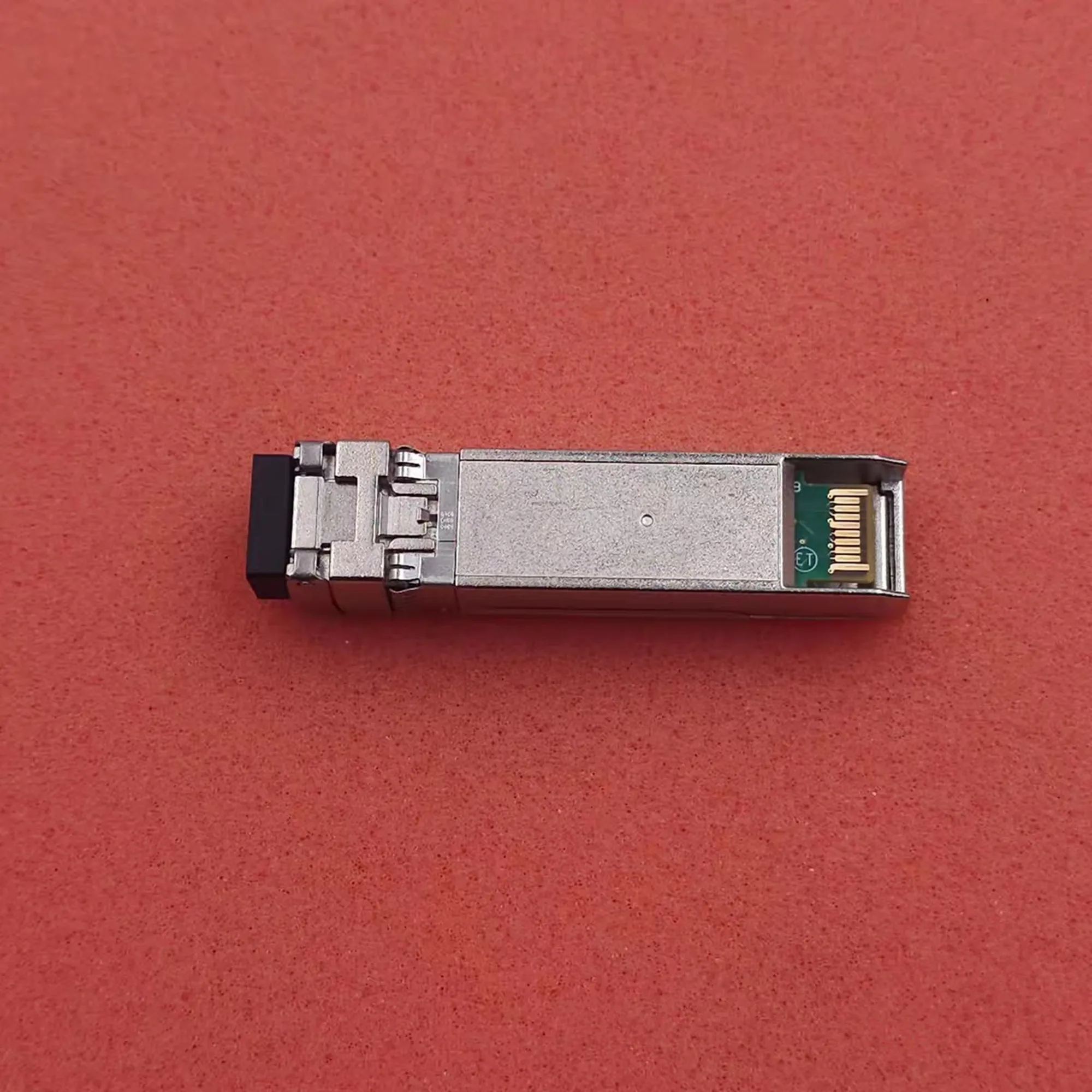 

New Finisar Transceiver SFP 25G FTLF8540P4BCL 850nm 25GB Optical Fiber Switch