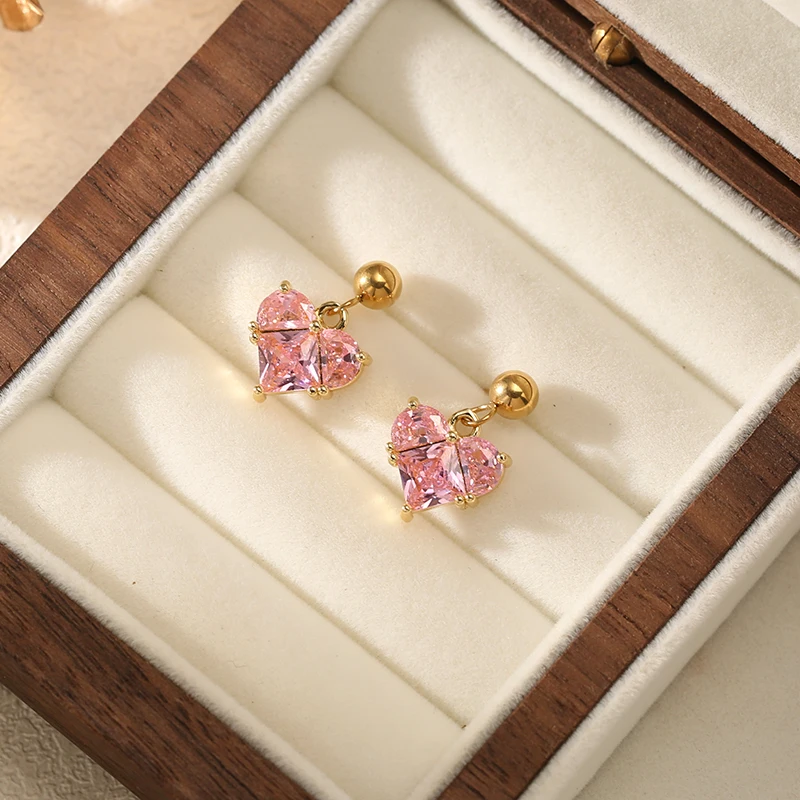 EILIECK 316L Edelstahl Funkelndes Herzförmiges Rosa Zirkonia Halsketten- und Ohrring-Set für Damen Trendiges Geschenk Luxus-Schmuckset – Detail 19