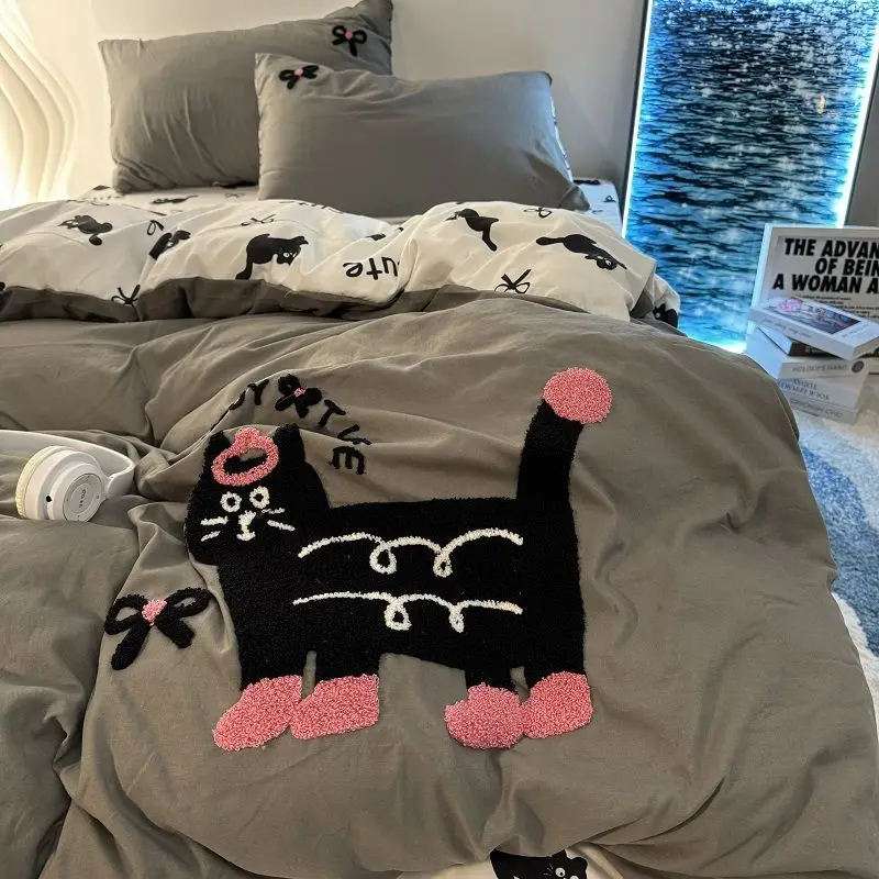 

Cartoon Embroidered Cat Bedding Set Four Piece Set Washable Cotton Sleep Naked Beds Sheet Duvet Cover Student Three Piece Set