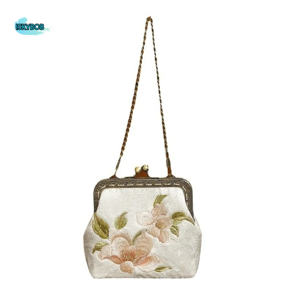 

Elegant Flower Embroidery Banquet Bag Chain Metal Buckle Hanfu Handbag Antique Style Shoulder Bag Ladies Clutch Bag Cheongsam