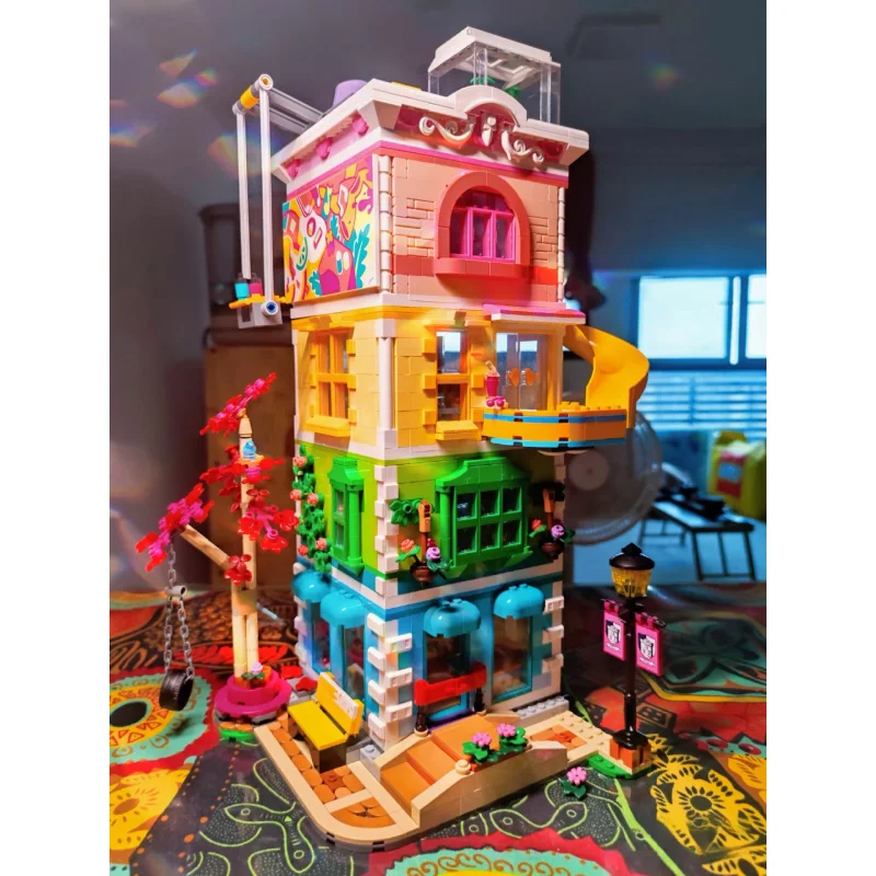 

Compatible MOC Good Friends Heartlake City Leisure and entertainment center Set play House model children's Christmas Gifts