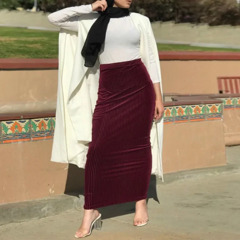 2024 New Striped Elastic Temperament Slim Skirt Sexy Solid Color Knitted Bag Hip Ankle Women's All-season Women's Green Skirts