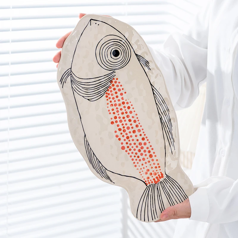 Underglaze Colored Ceramic Fish Shaped Irregular Plate Dessert Salad Dinner Plate Creative Home Restaurant Kitchen Supplies, 1Pc