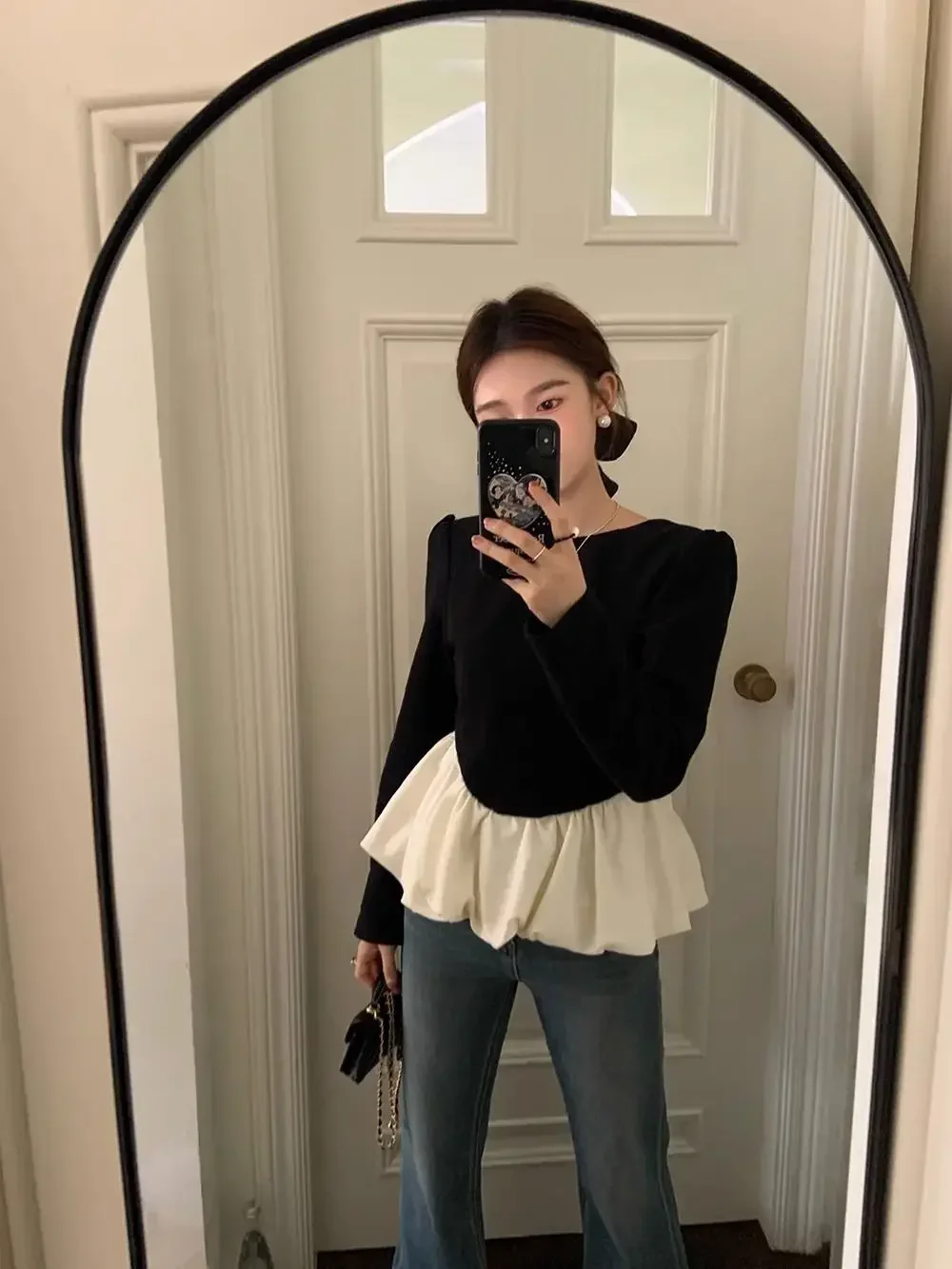 Korejpaa Autumn Retro Women Shirt Korean Fashion Round Neck Backless Ladies Tops Outwear Slimming Ruffled Patchwork Clothes