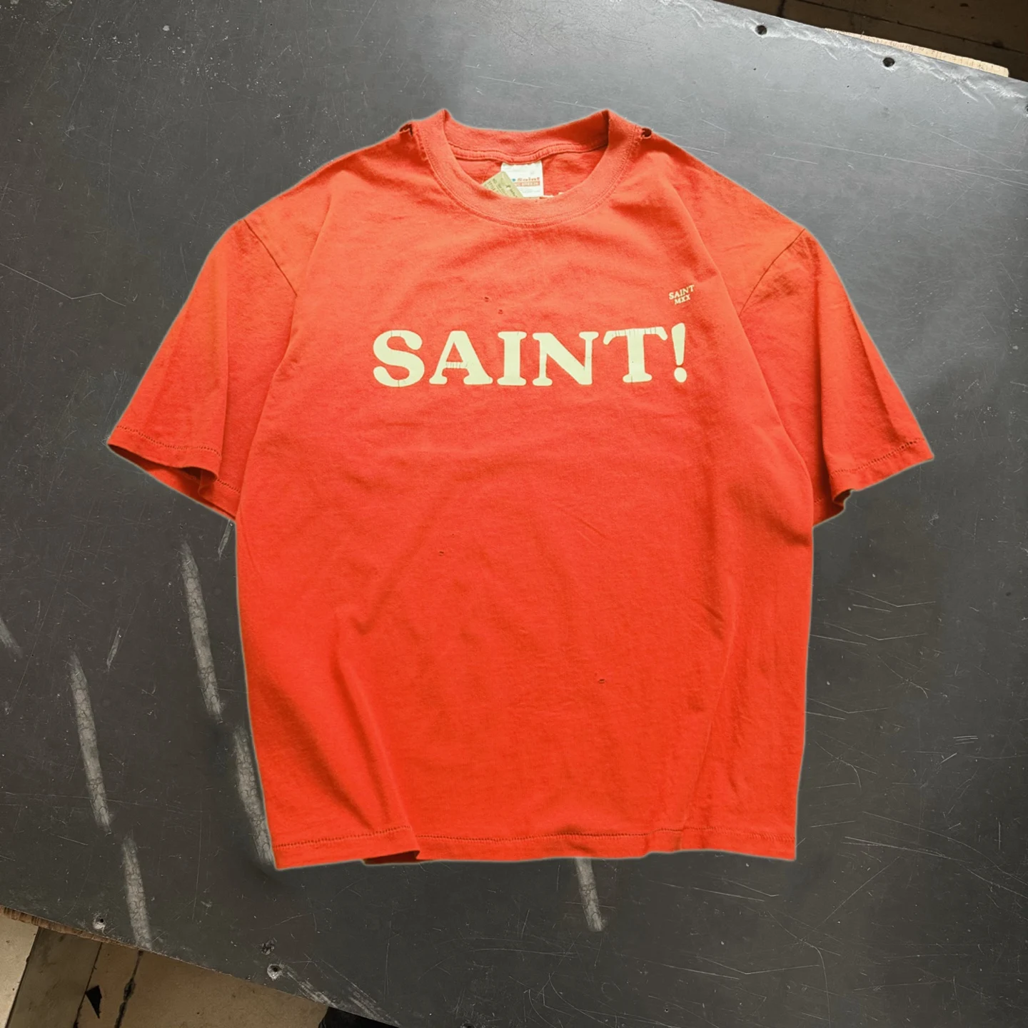 Joli trou rouge lavé Saint larme imprimé T-Shirt hommes femmes haut de haute qualité T-Shirt T-Shirt