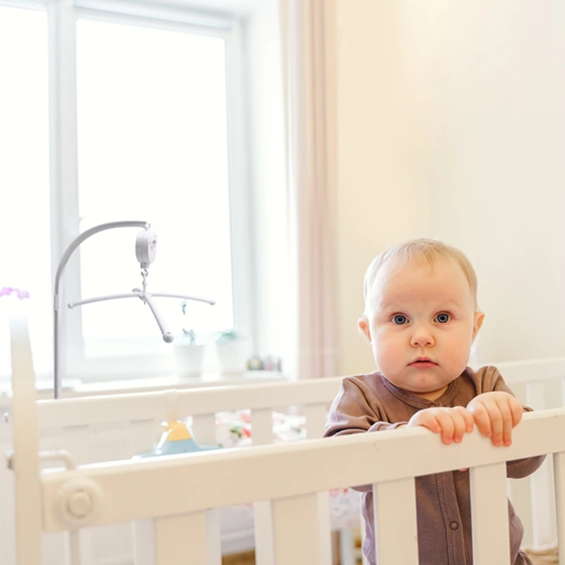 Mainan bel tempat tidur bayi, braket kerincingan putih, kotak musik tempat tidur bayi 0-12 bulan untuk hadiah bayi