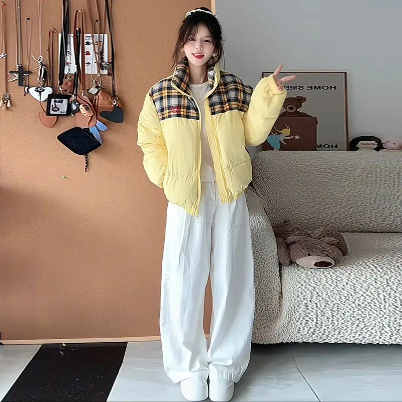 

Парка для девочек и женщин в стиле 2000-х годов, вдохновленная миллениум-стилем, дизайн в духе начала 2000-х, эстетика ранних 2000-х, ностальгический шарм, ретро-стиль