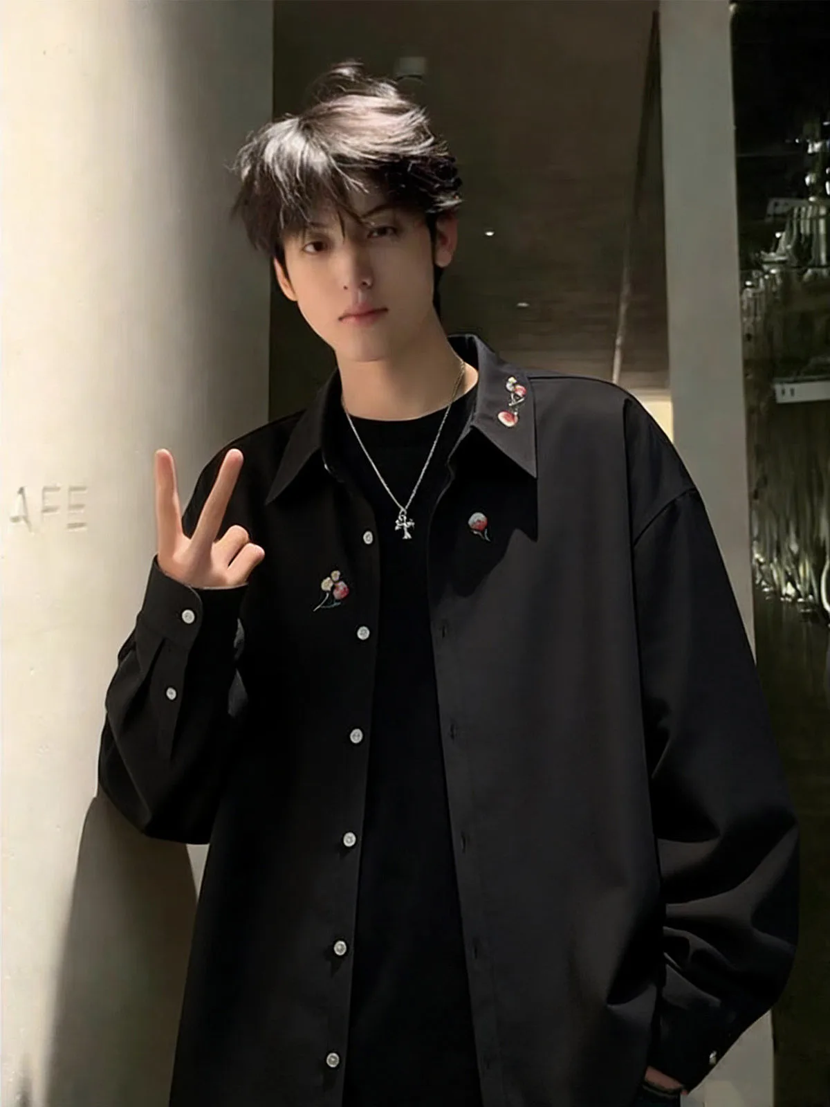New Chinese Style Long Sleeve Embroidered Floral Men's Casual Shirt Sun Protection Spring Summer Outerwear Comfortable Loose Fit