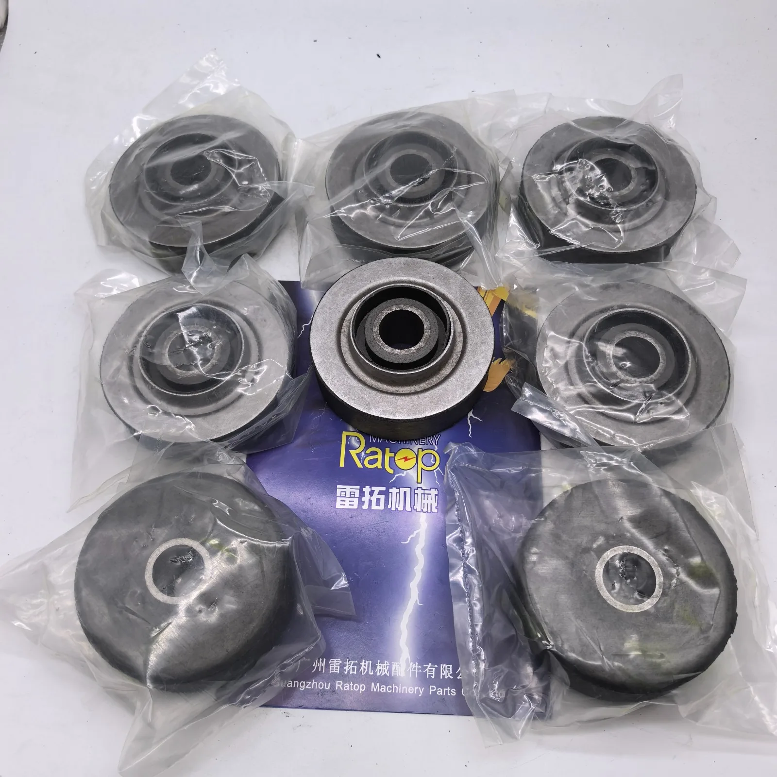 

Durable Excavator Parts Rubber Isolator B229900002824 B229900002427 for SY215C Excavator