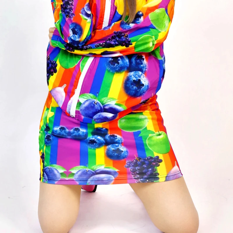 Novo original feminino lapela sem mangas frutas impressão colete doce bonito cintura fina mini saia verão colorido saia curta conjunto senhoras