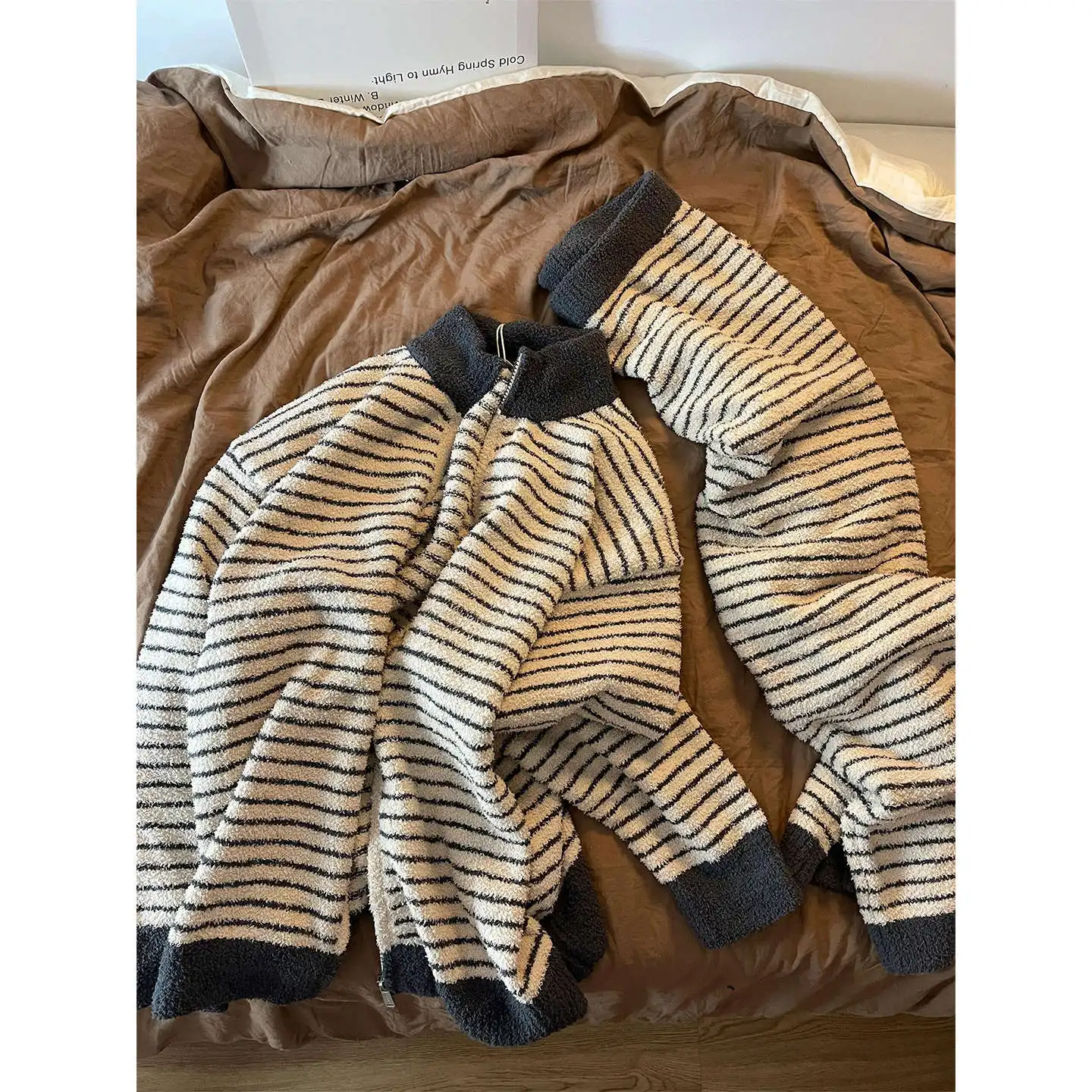 Chic Striped Zip Pajamas Set Women 2026 Winter Thick Warm Fleece Sleepwear Soft Plush Lounge Wear Cozy Home Clothes Outerwear