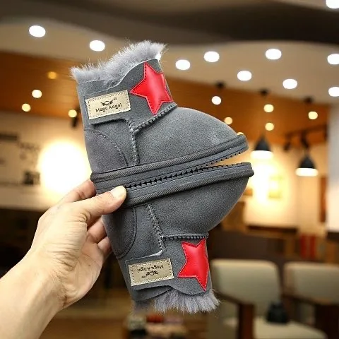 In 2022, The Latest Children\'s Snow Boots And Real Leather Sheepskin 100%Fur To Keep Warm. The Newest Quality Fashionable Shoes