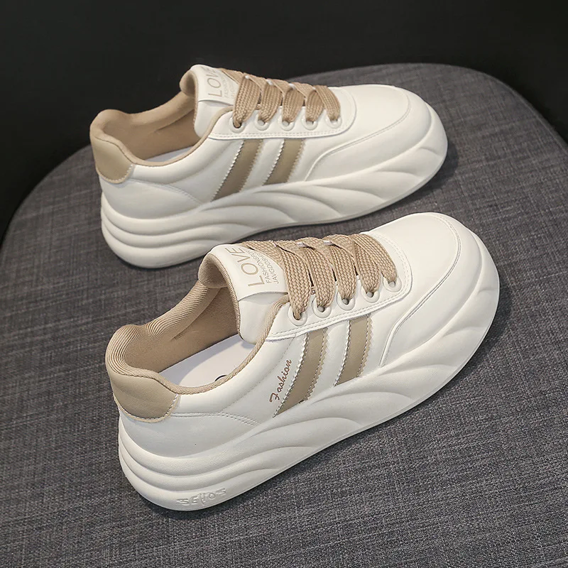 Little White Shoes Women's Spring 2024 New Thick Sole Elevated Board Shoes Single Casual Women's Sports Shoes