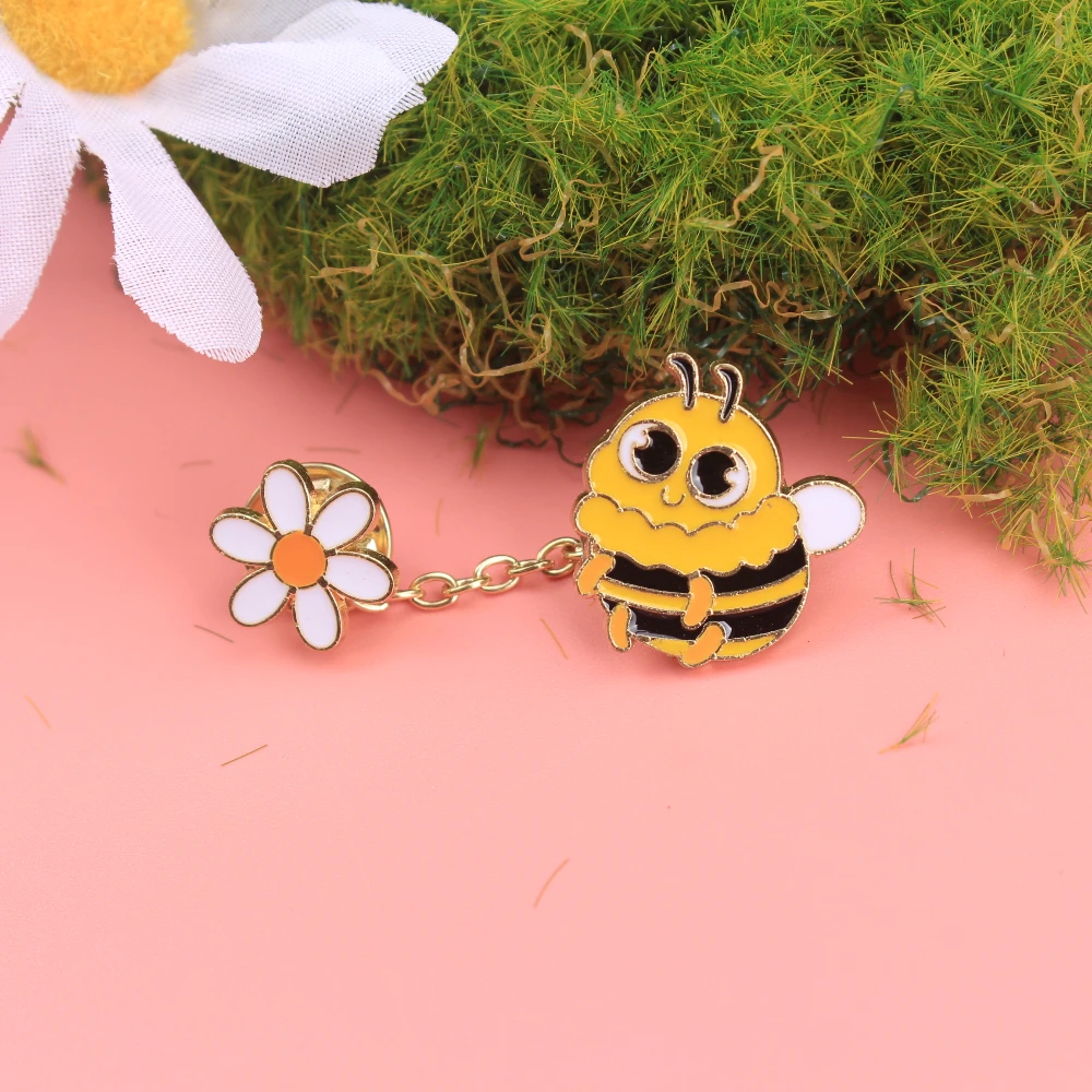 Bee & Daisy