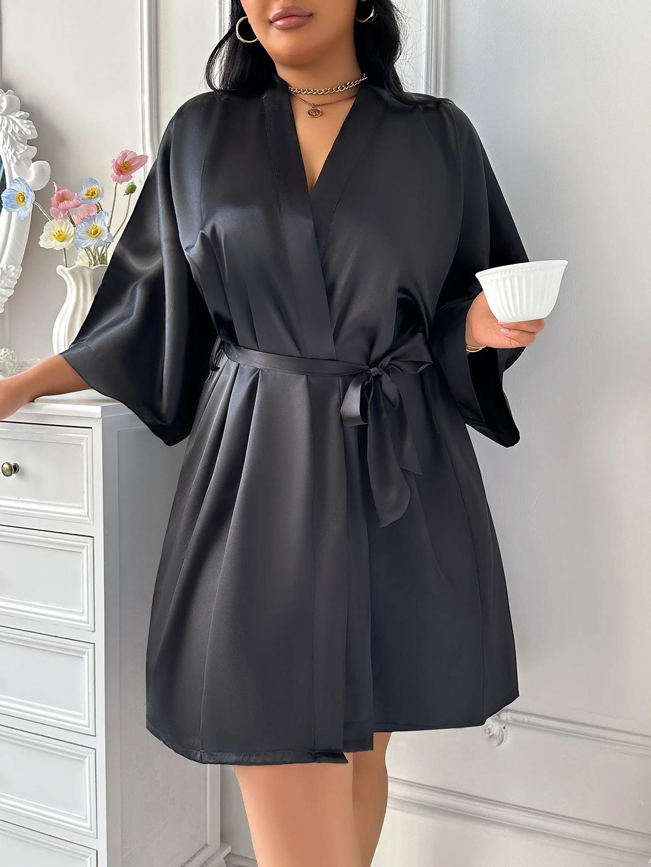 Letnie, swobodne i seksowne szlafroki plus size do noszenia w domu, eleganckie, eleganckie piżamy damskie w jednolitym kolorze