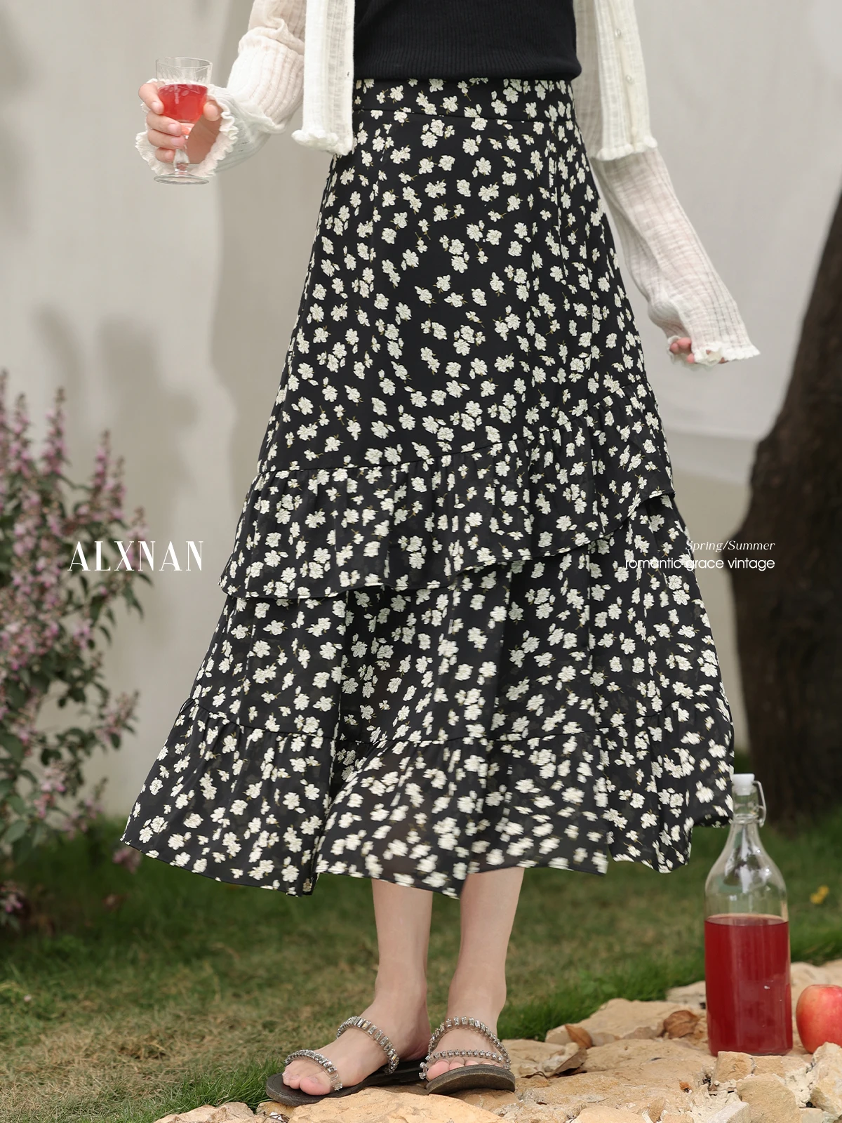 

ALXNAN Women Long Skirt 2025 Summer Vintage Natural Waist Floral Skirt Female Elegant Holiday Loose A-line Slim Clothing L529139