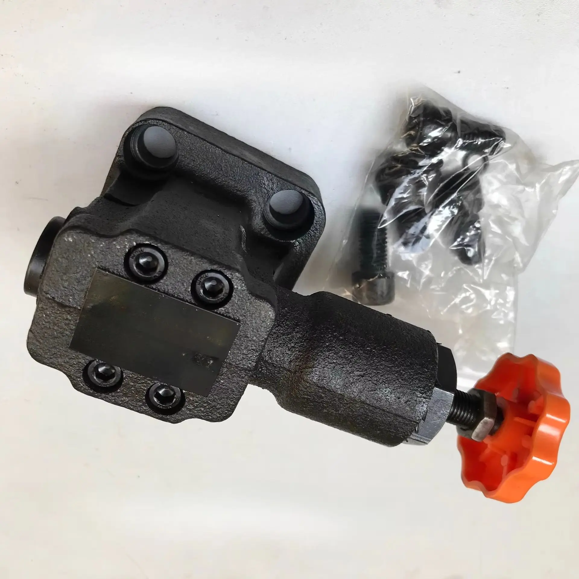 

Hydraulic pressure regulating valve overflow Y2 H10B