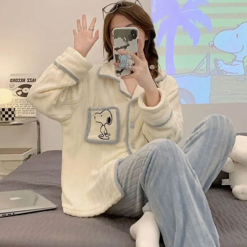 Snoopy animation peripheral pajamas for women autumn and winter thickened coral velvet new cute cartoon outing home wear set