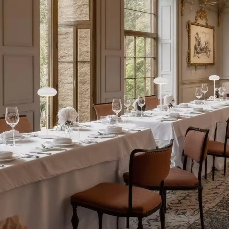 Bedside table light with wireless charger room designer desk lamp