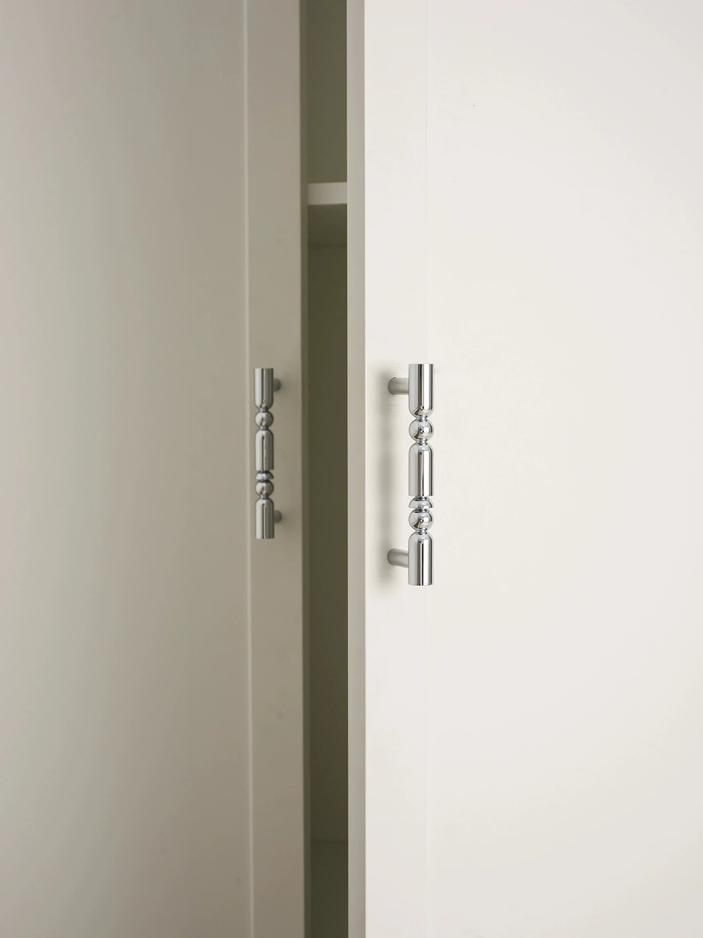 Furniture Solid Brass Silver Bedroom Cabinet Door Handles Wardrobe Shoe Cabinet Kitchen Drawer Brass T-Bar Long Handles Knobs