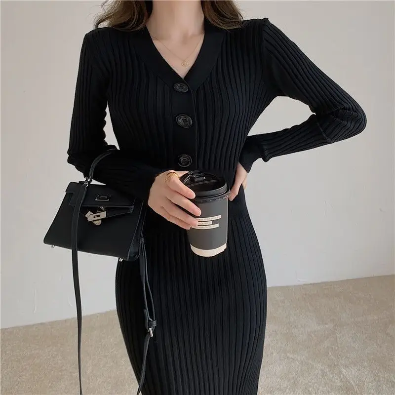 Winter POLO Knit Warm Korean Fashion Sweater Dress Skinny Solid Button Long Sleeve Vintage Knee Pullover Black Women\'s Dresses