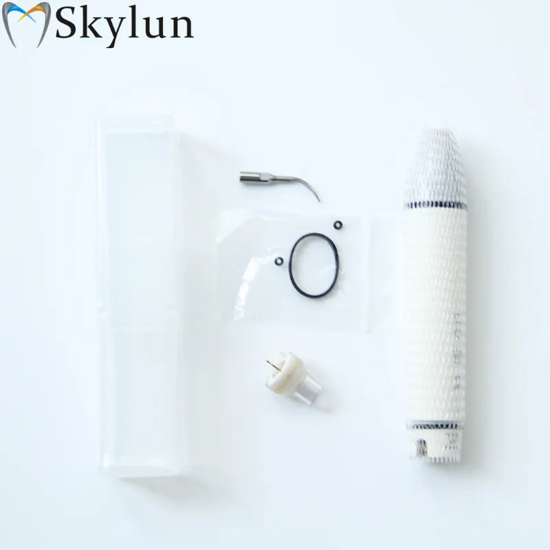 Dental Ultrasonic Scaler Handpiece With LED Light Detachable Piezo Scaling  Handle For Woodpecker DTE SATELEC Series Device