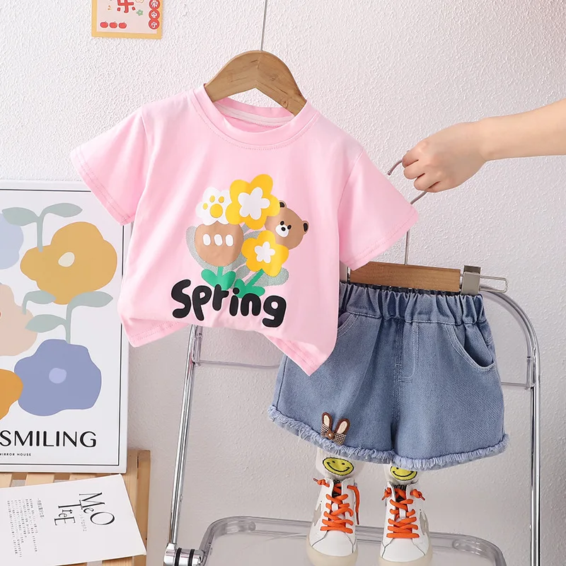 

2024 Designer Baby Girl 18 Months Old Summer Clothes for Kids Lovely Short Sleeve T-shirts and Shorts Girls Bouquets Outfits Set