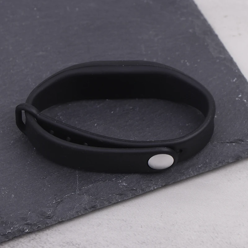 [YY35]【xxx】Adjustable Pure Black Silicone RFID Wristband 125KHz/13.56MHz 14443A IC Chip Waterproof Wristband Bracelet[ZN]