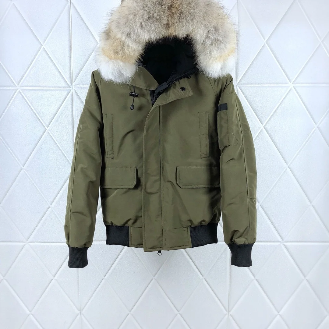 Jaket desain desainer Parka Goose Down Pria musim dingin mantel pakaian luar hangat tudung tahan angin bulu asli Coyote klasik