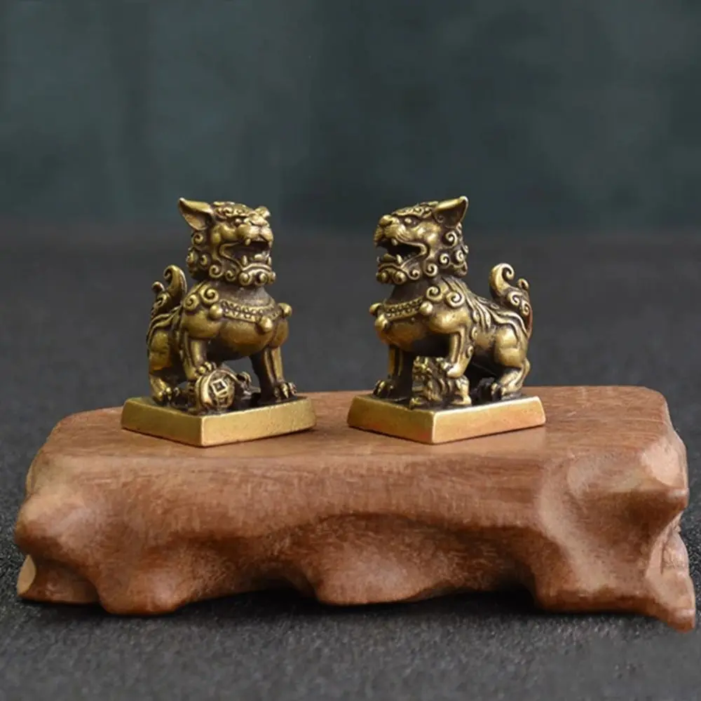 Wealth Desktop Ornament Feng Shui Decoration Brass Crafts Tea Pet Keychain Pendant Lion Figurines Lion Ornaments Lion Seal