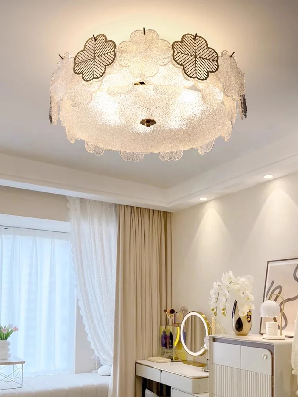 2023 Trendy Four Leaf Clover Collection LED Ceiling Chandelier Lighting Lustre Suspension Luminaire Lampen For Living Room