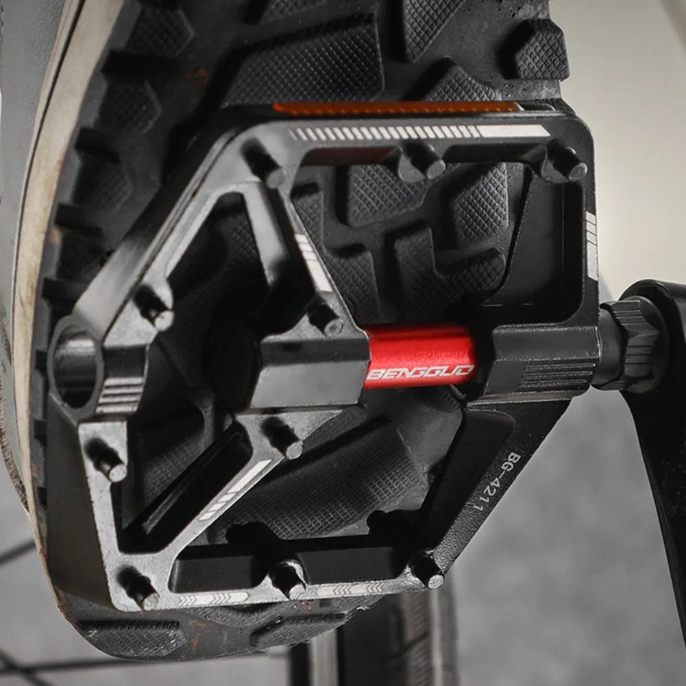 

Double DU Bearing MTB Bicycle Pedal Aluminum Alloy Ultralight Bike Pedals Waterproof Bicycle Platform Pedals for Night Riding