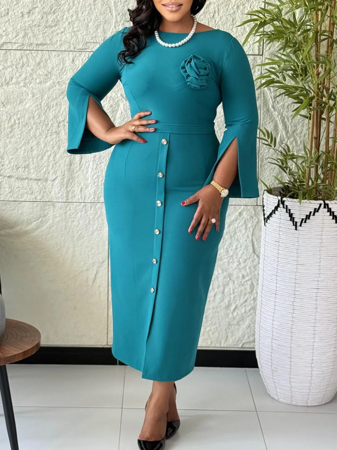 

Large-Sized Women's Round-Neck Body-Hugging Dress Fashionable Elegant Style for Commuting Spring Autumn