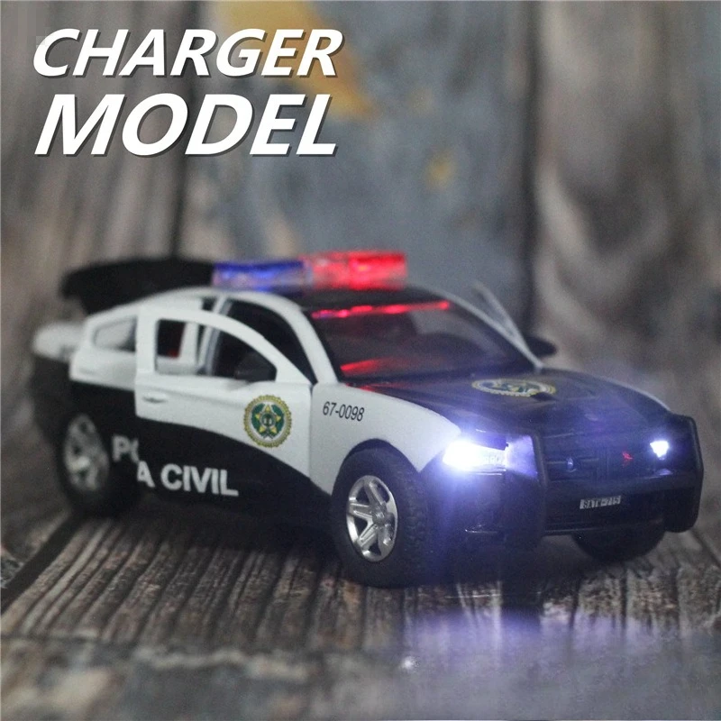 

Модель полицейской машины 1:32 из сплава, 6 открывающихся дверей, имитационная модель автомобиля, хит продаж, игрушка