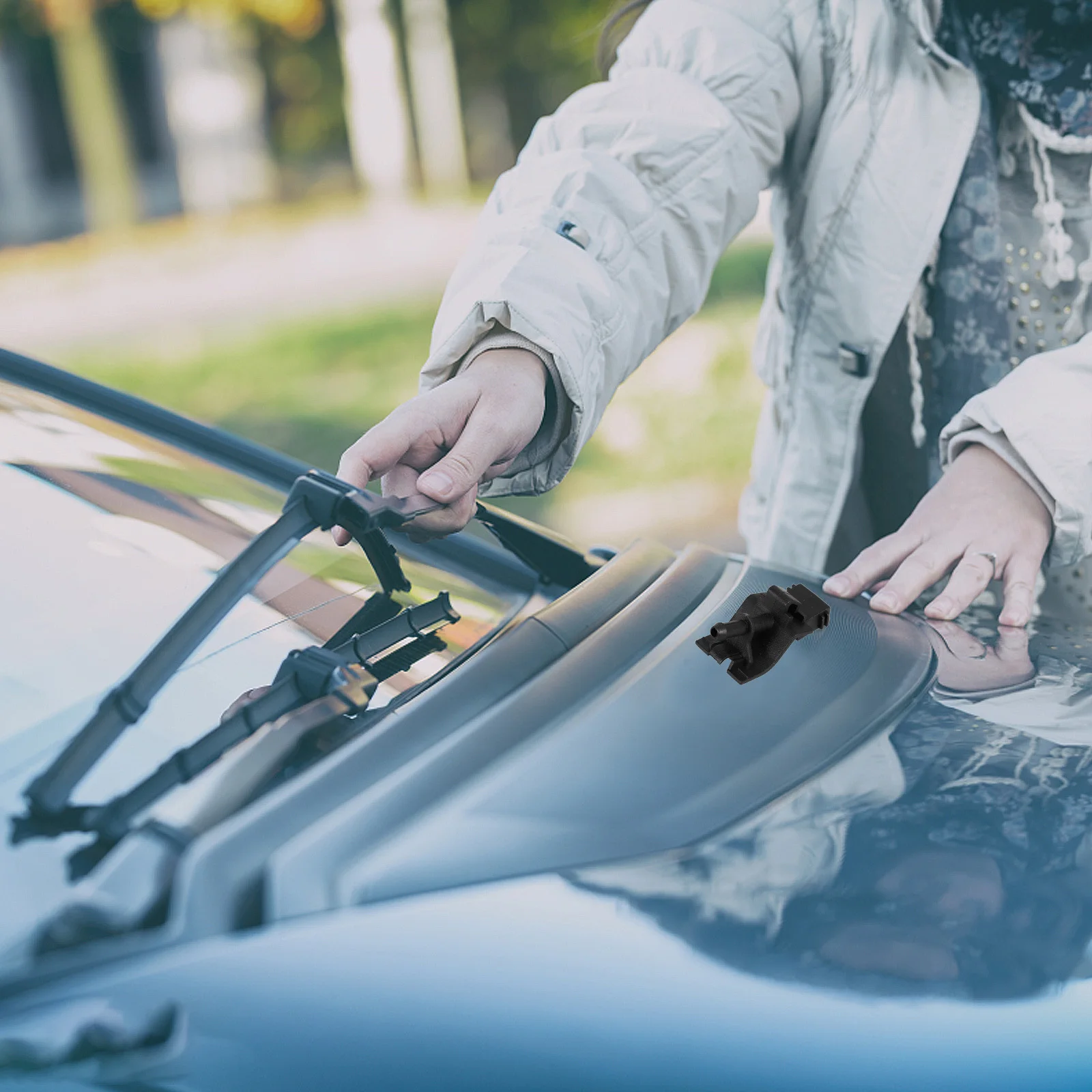 

Front Windshield Washer Nozzle Long-Lasting Durable Spray Cleaner Automotive Replacement Windshield Wiper Nozzle